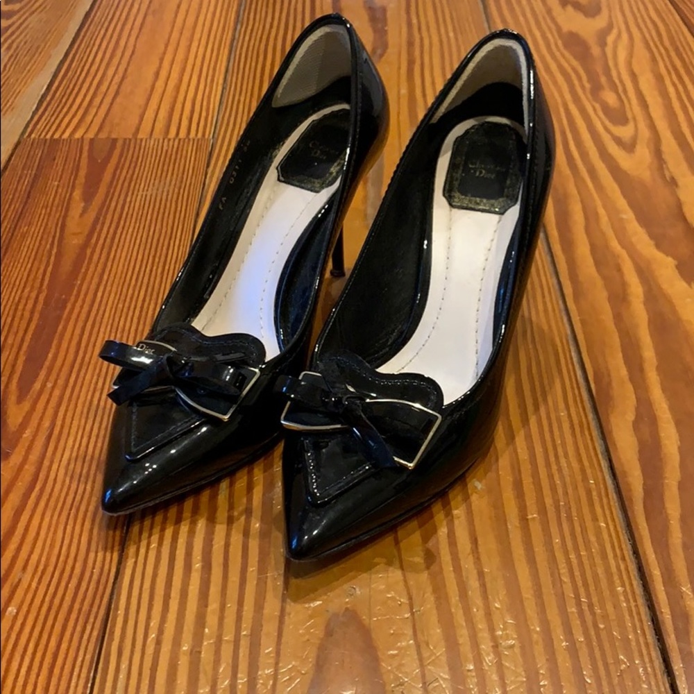 Loved Dior patent pumps
